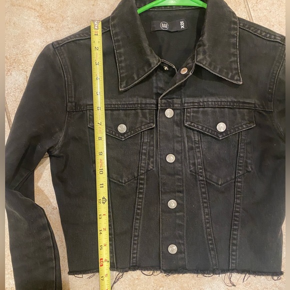 Cropped denim jacket - Picture 5 of 5